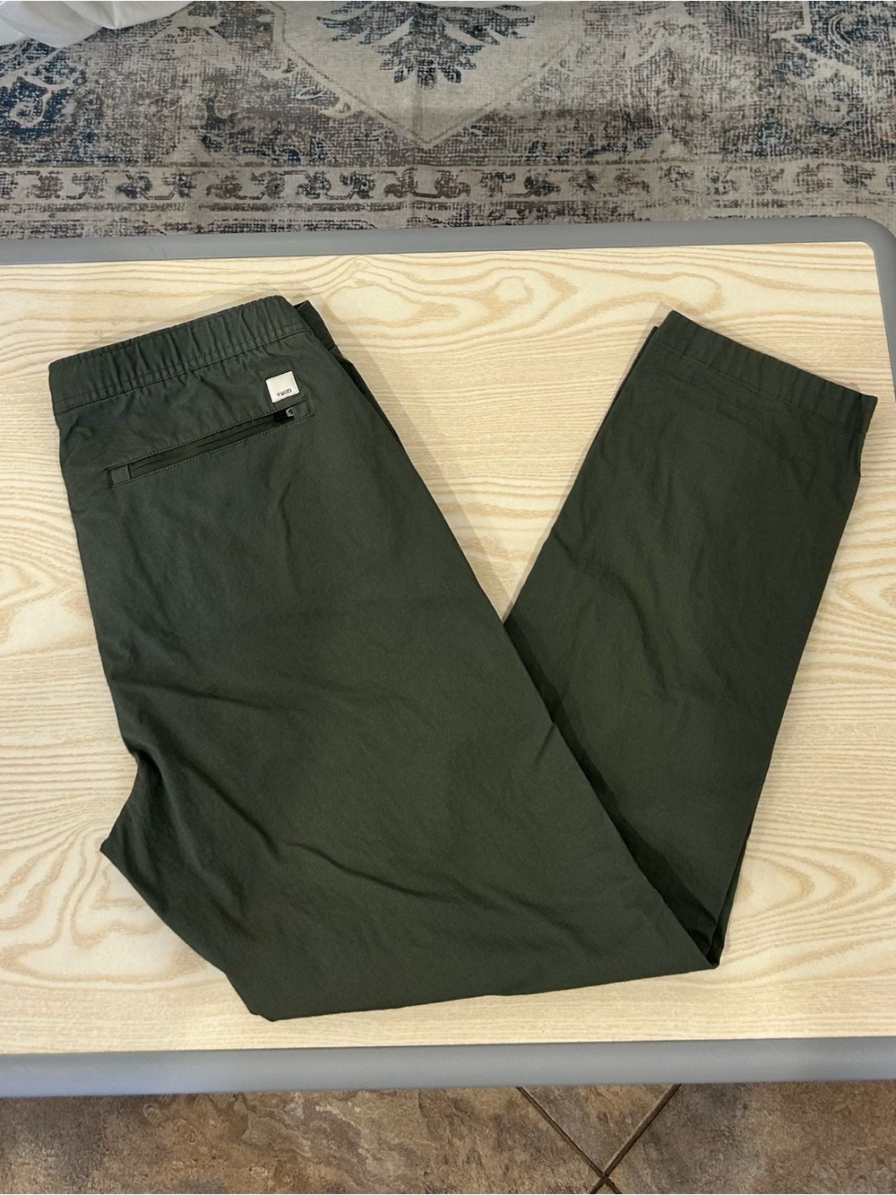 Vuori Straight Leg Pants in Dark Olive Green